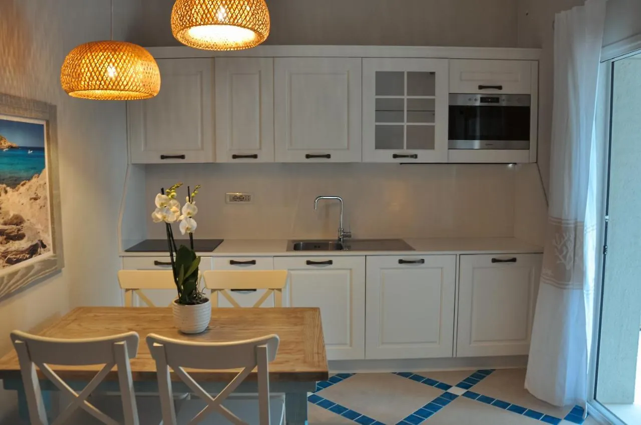 Villa Aquamarina Pintadera Rossa Porto Pino 0*,  Ιταλία